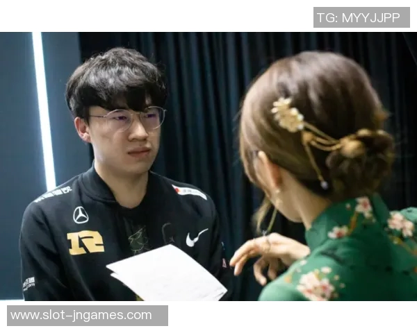 S15电竞赛后复盘WE与RNG对决的精彩瞬间与战术分析